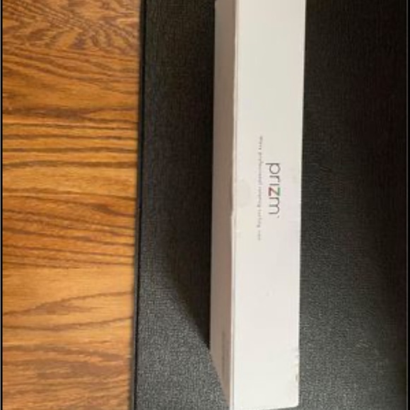 Curling Iron- brand new! - Picture 2 of 3